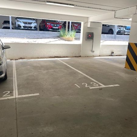 New Modern Apt Near Old Town - Private Parking Zadar Luaran gambar