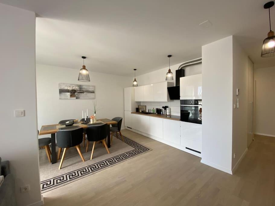 New Modern Apt Near Old Town - Private Parking Zadar Luaran gambar