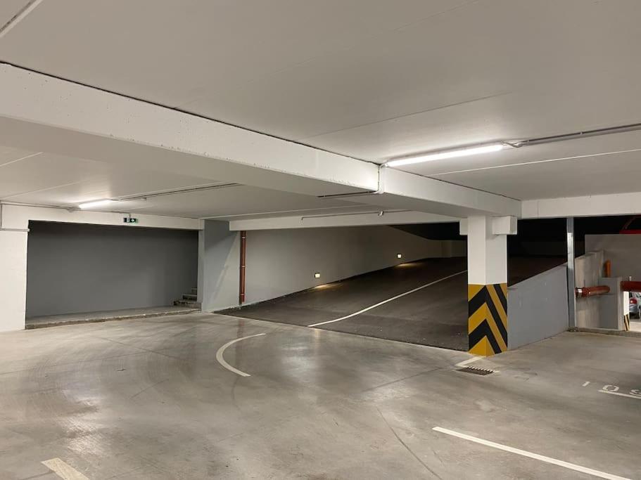 New Modern Apt Near Old Town - Private Parking Zadar Luaran gambar