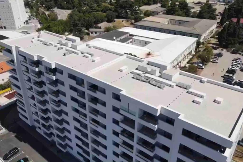 New Modern Apt Near Old Town - Private Parking Zadar Luaran gambar