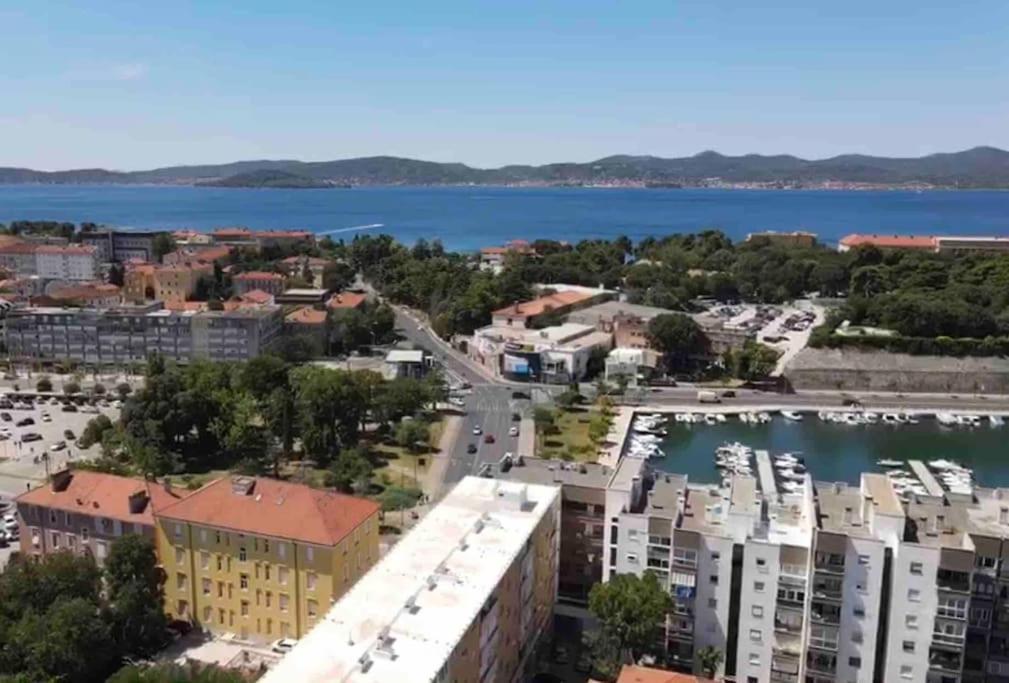 New Modern Apt Near Old Town - Private Parking Zadar Luaran gambar