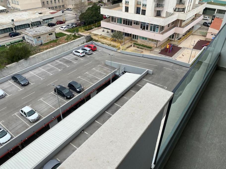 New Modern Apt Near Old Town - Private Parking Zadar Luaran gambar