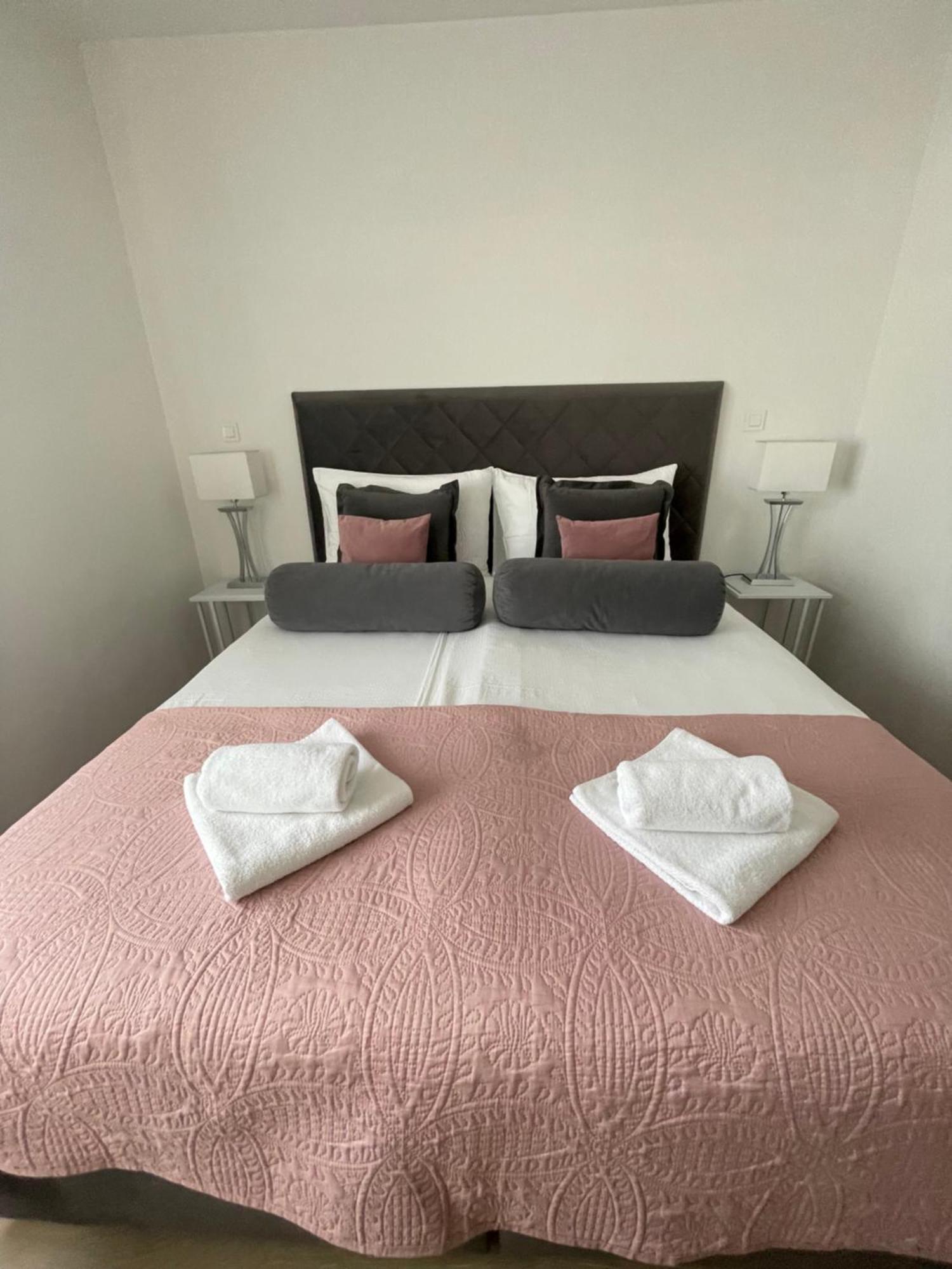 New Modern Apt Near Old Town - Private Parking Zadar Luaran gambar